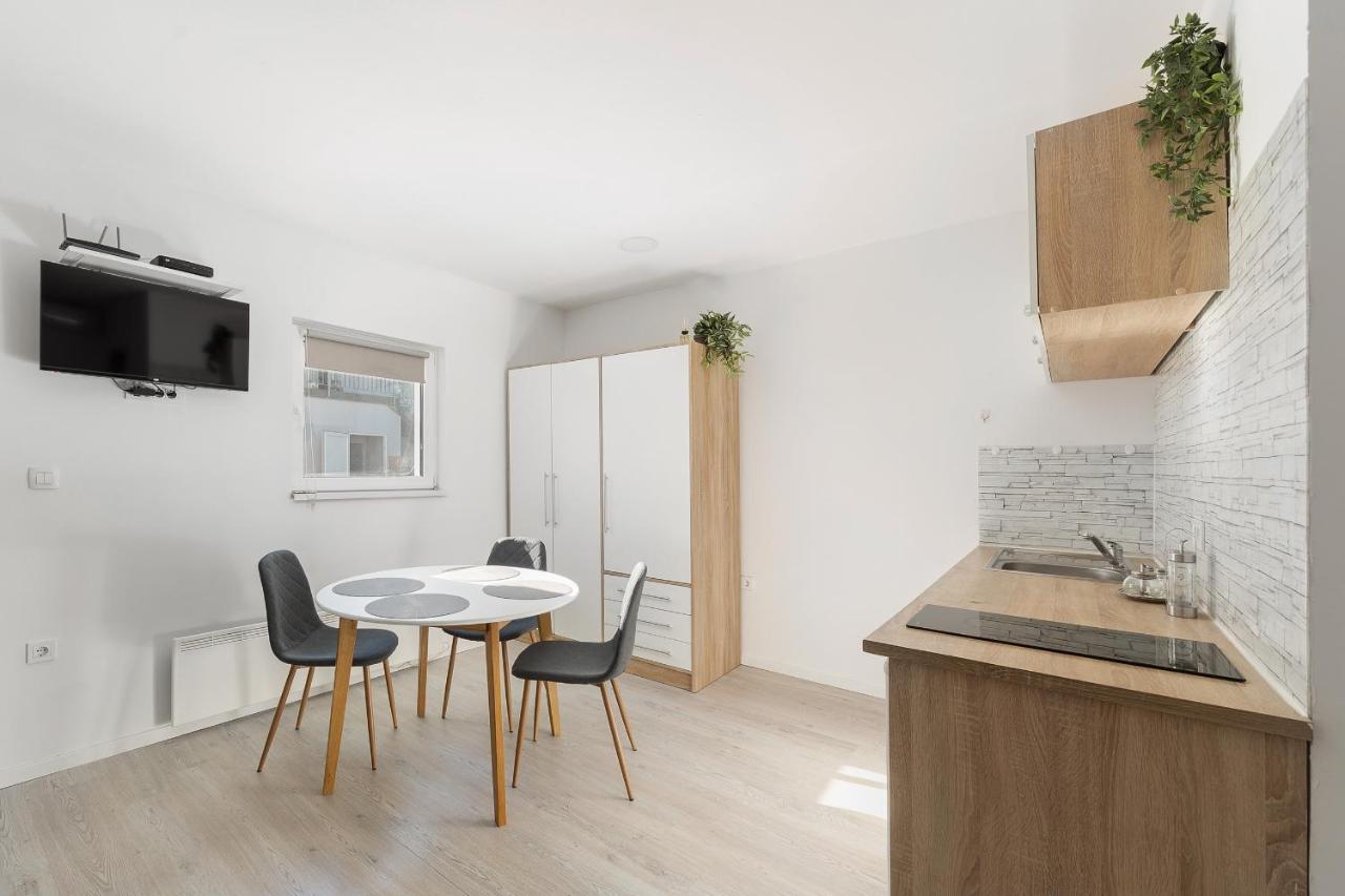 Apartments Berni Ljubljana Ngoại thất bức ảnh